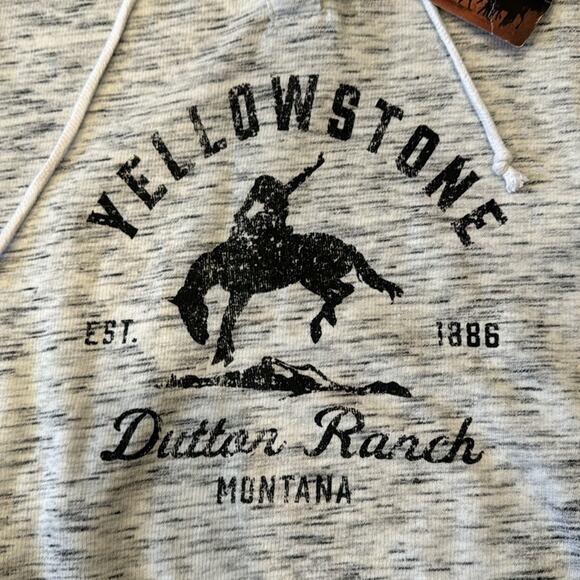 NWT Paramount Network's Yellowstone Women's Bronco Graphic Hoodie Size L - Picture 4 of 7